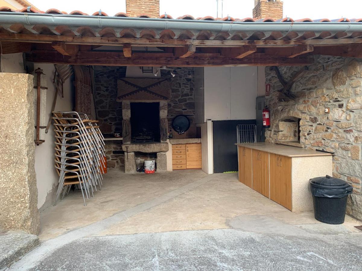 Villar de Ciervo Habitaciones Rurales La Vertedera I מראה חיצוני תמונה