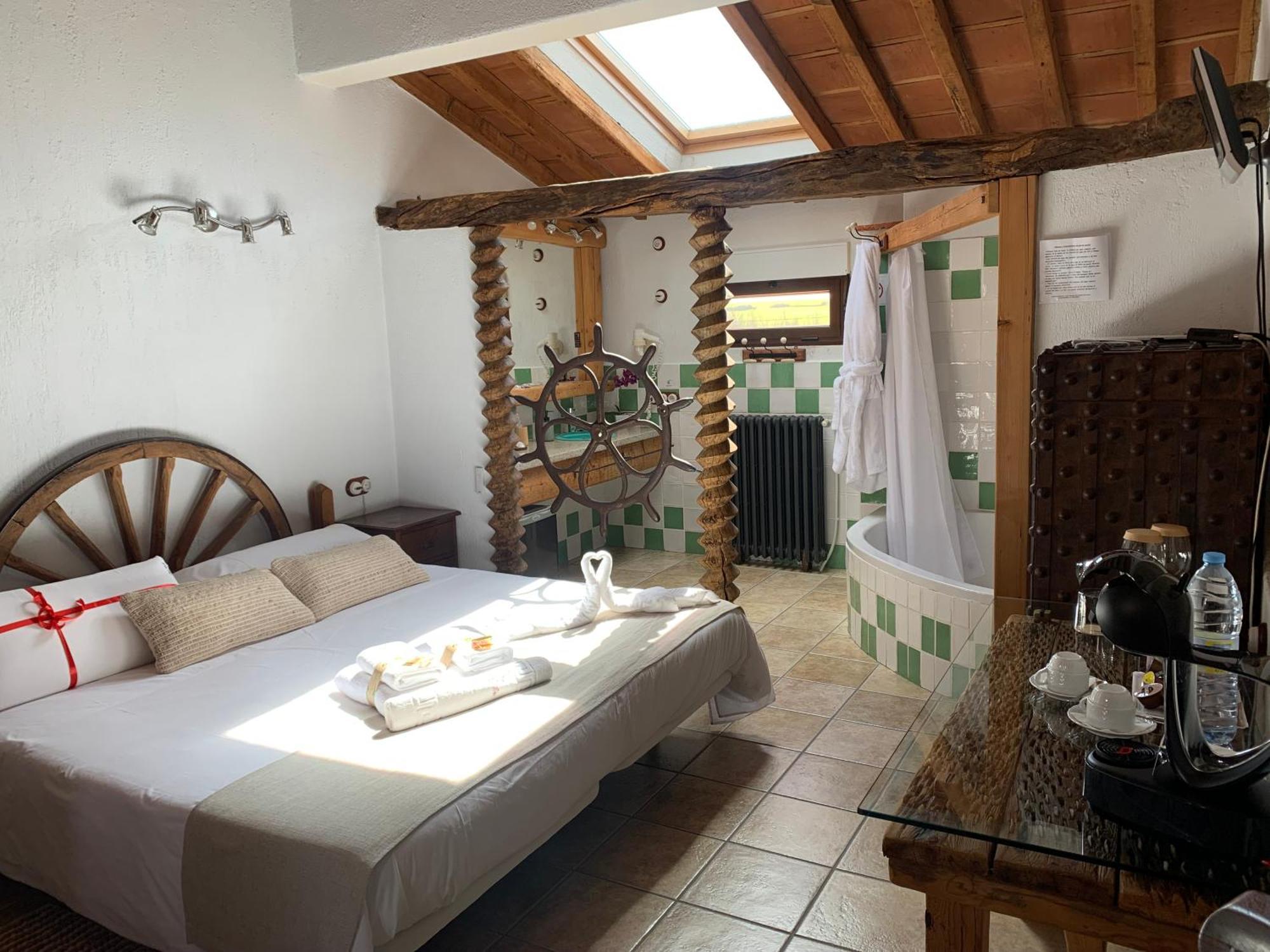 Villar de Ciervo Habitaciones Rurales La Vertedera I מראה חיצוני תמונה